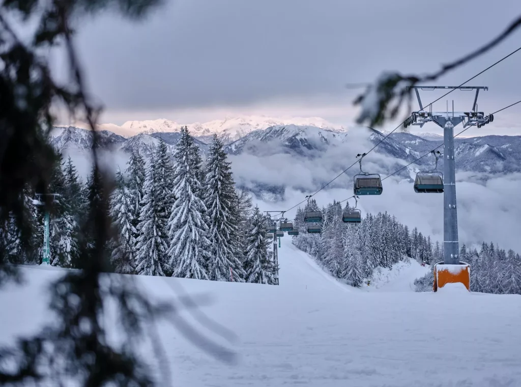 Skigebied Cerkno voor de opening