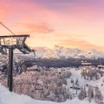 Vogel skisportssted solnedgang